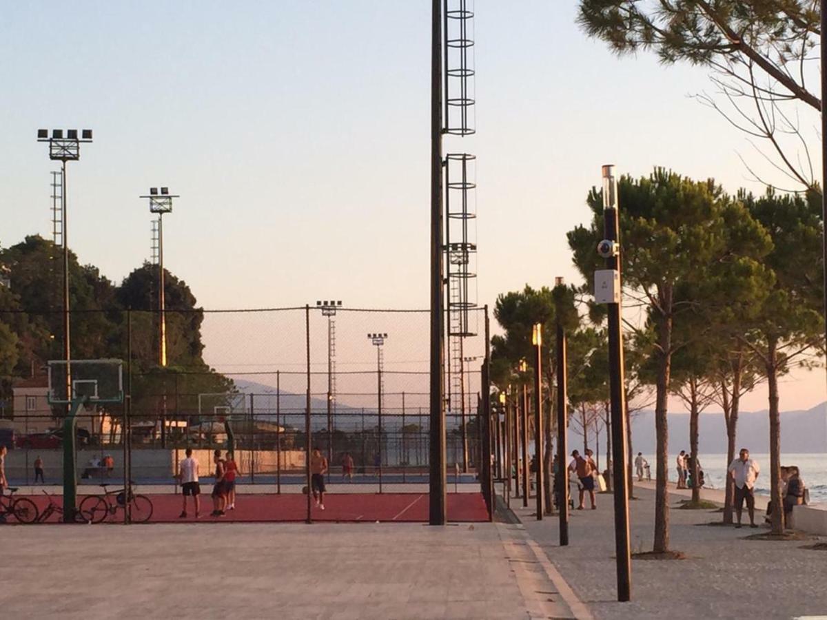 Melody Apartment Vlorë エクステリア 写真