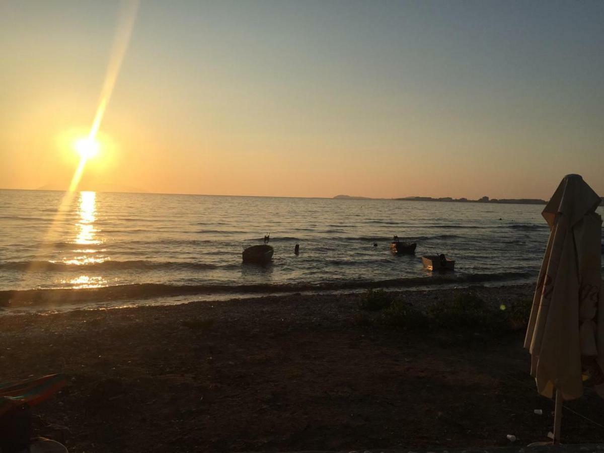 Melody Apartment Vlorë エクステリア 写真